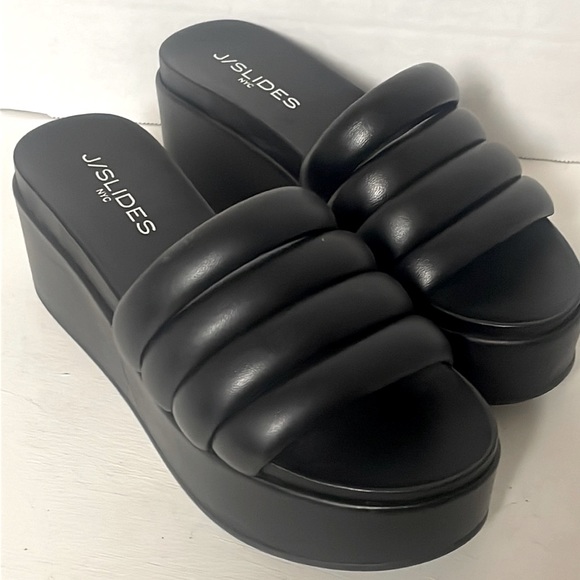 J/SLIDES QUIRKY SANDAL BLACK LEATHER - Picture 1 of 4